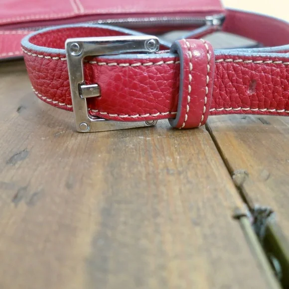 LOEWE Vintage Cherry Red Pebbled Calfskin Leather Crossbody Bag 8.5x10